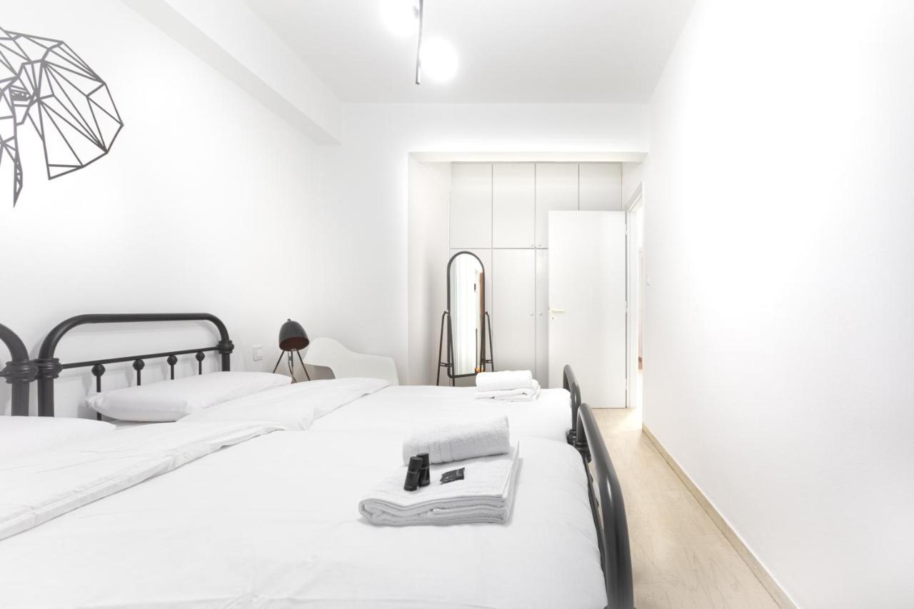 The White House Apartment Piraeus Ngoại thất bức ảnh