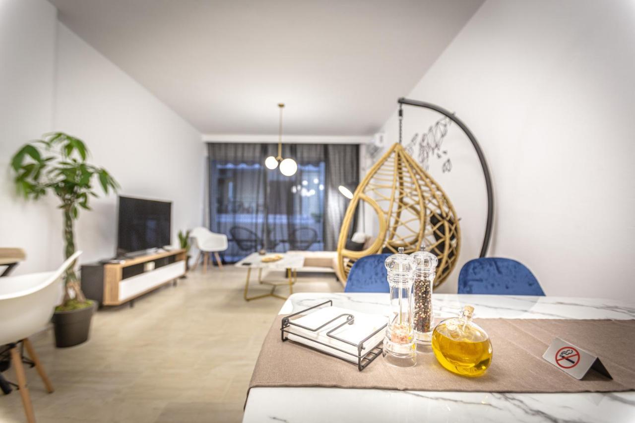 The White House Apartment Piraeus Ngoại thất bức ảnh